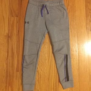 Under Armor capri sweatpants